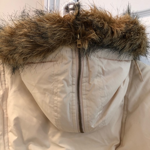 Y2K DKNY Puffer Hooded Jacket - Picture 6 of 9